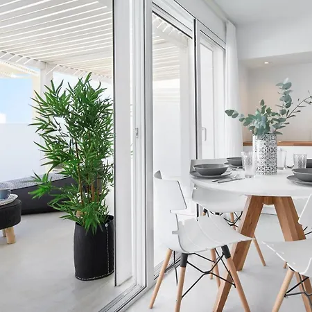 Apartment Infinite Blue Luxury Fira (Santorini)