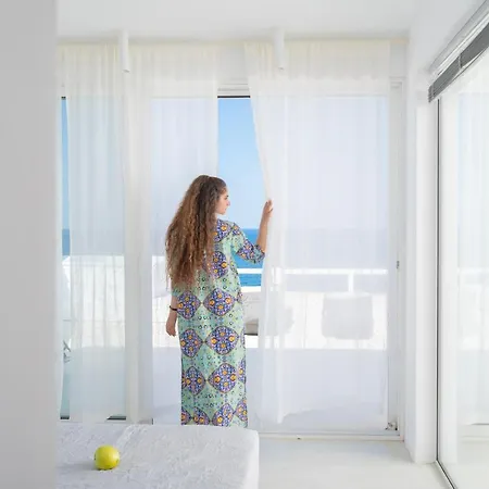 Infinite Blue Luxury Apartment *